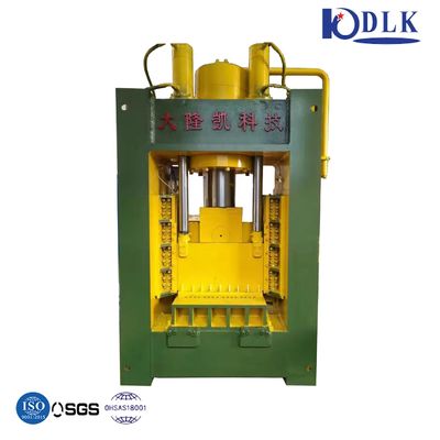 Q15A-5000 Gantry Shear Hydraulische schroefschaar met 500 ton maximale scheerkracht 900 mm lemlengte en 40 * 800 mm maximale snijspecificaties